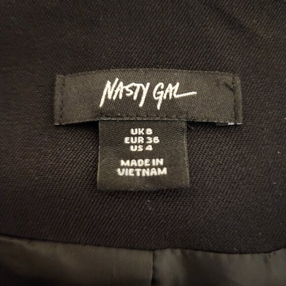 Nasty Gal Essentials Tailored Waistcoat NWOT Black Size 4 - Picture 6 of 10